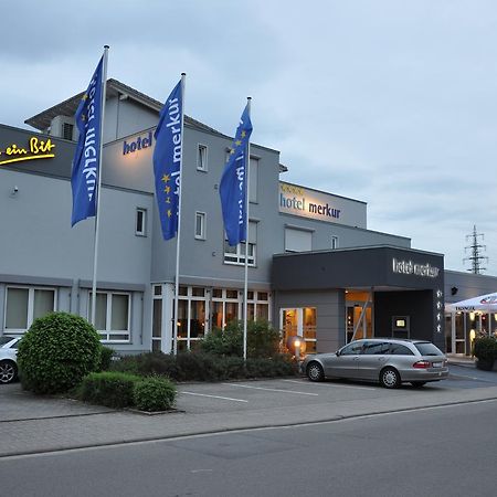 לנדסטול Hotel Merkur מראה חיצוני תמונה
